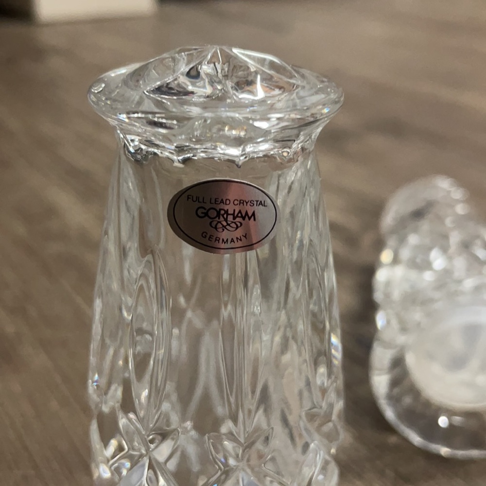 Gorgeous Set of 3 Gorham Cut Crystal Salt and Pepper Shakers - Picture 7 of 7